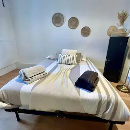 Le Perchoir Toulousain - With Shared Wc In The Heart Of Rue Alsace Lorraine *